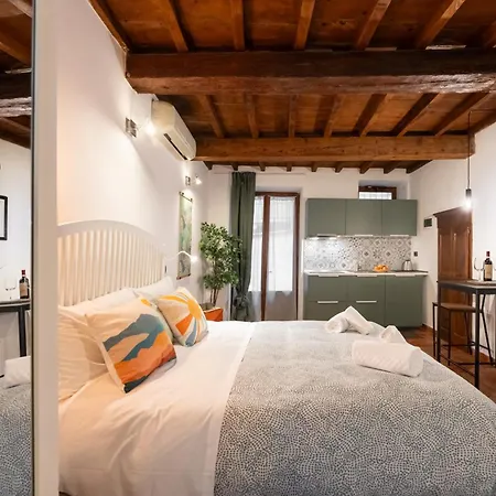 Keys Of Italy - San Frediano 38 - Monolocale Silenzioso In Oltrarno Apartamento Florença